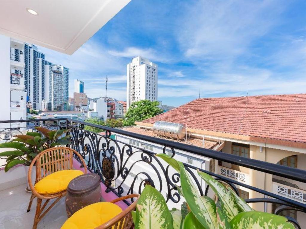 Oyo 1028 Flower House Apartment نها ترانج المظهر الخارجي الصورة